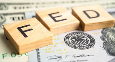 Rate cuts back on the table? Fed seen resuming easing in June after confidence plunge