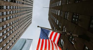 Looming tariffs cast a shadow over US economic growth