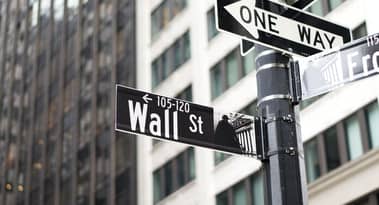 US midday market brief: S&P 500 dips after record week; tech names weigh on markets