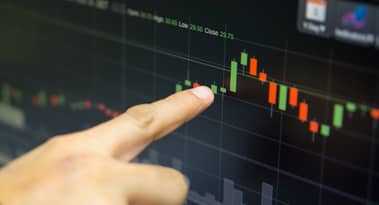 HNT, STRK lead weekly altcoin gains despite Bitcoin's bearish start to September