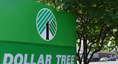 Why are Dollar Tree and Dollar General stocks falling apart?