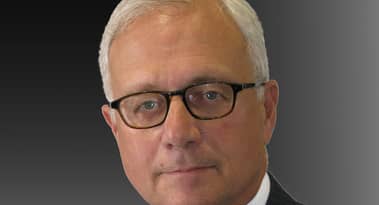 Interviu: Ed Yardeni spune că Fed SUA a redus ratele dobânzilor prea mult, prea devreme