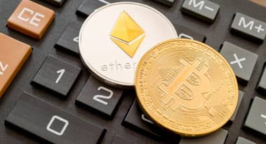 Crypto market takes a hit as Bitcoin and Ethereum fall; US job data signals strong labor market