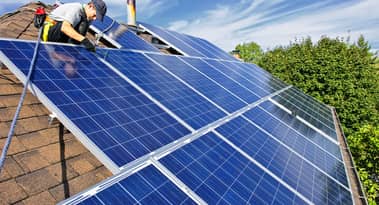 Macquarie’s Blueleaf to invest $400M in Jakson Green’s 1 GW solar push in Rajasthan
