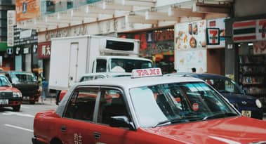 Investește în acest stoc robotaxi pentru randamente de 40% în 2025