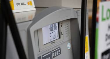 Will the Fed hit the brakes? Inflation concerns shift 2025 rate cut projections
