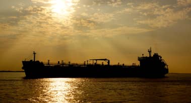 Russia defies US sanctions, sends sanctioned oil tankers to India