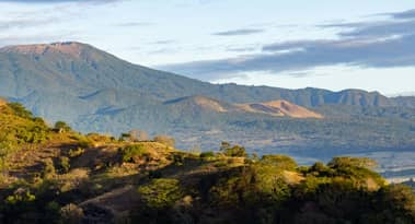 Warum trotzt El Salvador trotz wirtschaftlicher Herausforderungen dem IWF und kauft mehr Bitcoin?