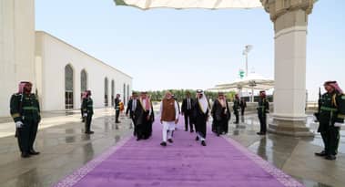 Den indiske premierminister Narendra Modi afbryder Saudi-rejsen efter det dødelige Kashmir-angreb