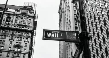 Les taxes douanières de Trump provoquent un bain de sang de 208 milliards $ chez les plus riches du monde en une seule journée