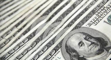 US dollar's decline raises question: can the euro become the next global reserve currency?