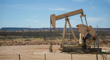 Petróleo se aproxima de alta de várias semanas com otimismo comercial EUA-China e tensões com o Irã