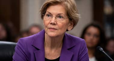 Elizabeth Warren kritisiert OCC wegen WLFI‑Banklizenzantrags mit Trump‑Bezug