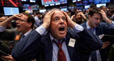 Is the US stock market overvalued? Key risks every investor should know
