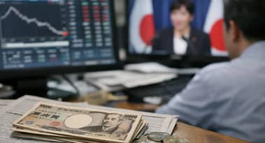 Yen slips as markets bet on Sanae Takaichi win and reflationary policies