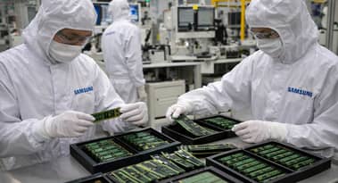 Samsung shares hit record on HBM4 pricing power and AI demand