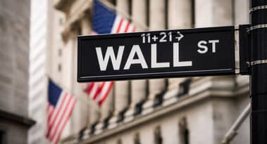 S&P 500 ενισχύεται, Dow Jones +300 μονάδες λόγω ελπίδων για εκεχειρία με το Ιράν