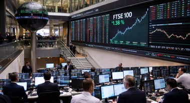 FTSE 100 Index futures enter correction as top UK shares plunge