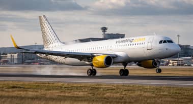 IAG share price analysis as jet fuel costs surge: buy or sell?