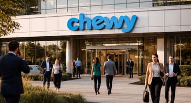 Chewy stock price analysis and earnings preview