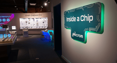 Micron stock soaring 6% today: should you buy before earnings?