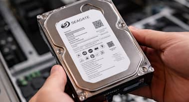 Seagate stock is crashing 7% today: why JP Morgan is bullish