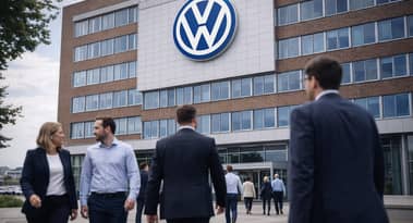 Volkswagen streicht 50,000 Stellen, da Gewinne einbrechen und Zölle belasten