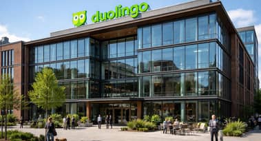 Duolingo stock: extremely oversold as falling wedge forms