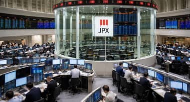 Nikkei 225 sinkt, Rohölpreise steigen nach Trumps Blockade
