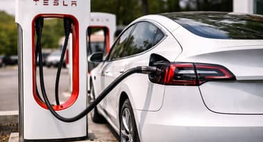 Tesla stock slips as delivery miss and risks weigh on sentiment