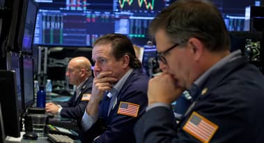 Economists push back Fed rate cut bets amid rising energy prices
