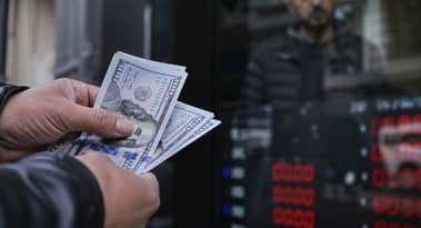 Dollar under pressure as US-Iran talks fail to gain momentum