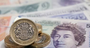 Pound rises slightly against dollar amid Iran deal hopes, BoE focus