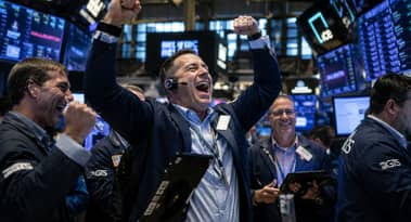 Dow reverses early losses as US-Iran deal hopes lifts markets