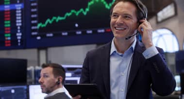 UK stocks rise as weaker data tempers Bank of England hike bets