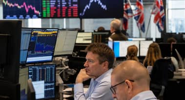 Britische Aktien kaum verändert – Starmer‑Unsicherheit belastet die Stimmung