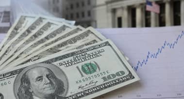 US dollar rises as hawkish Fed expectations lift Treasury yields