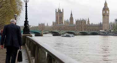UK borrowing hits its highest level amid Iran war concerns