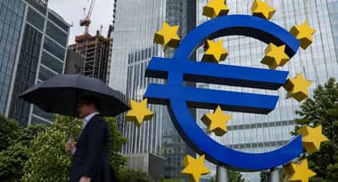 Inflace v eurozóně zůstává nad cílem ECB, dopady z Íránu se rozšiřují