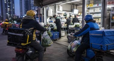 Why is Alibaba ready to pay double for China’s top grocer Pupu?