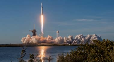 سهم SpaceX: أوبنهايمر يعتبره مُقللاً من قيمته عند 135$