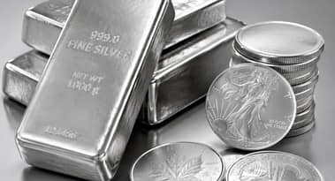 Silver gains as softer dollar offsets geopolitical concerns ahead of Fed minutes