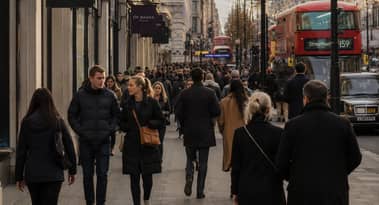 UK retail sales fall sharply in June amid weak consumer sentiment