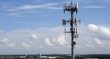 AT&T earnings: CEO responds to Starlink competition fears