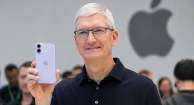 Apple earnings preview: iPhone sales, pricing in focus as CEO transition nears