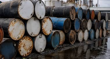 Oil gains as shipping security concerns return to the Strait of Hormuz