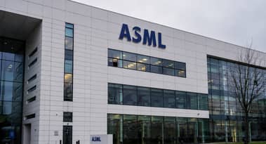 ASML stock jumps after 2026 outlook raise as AI demand drives capacity expansion