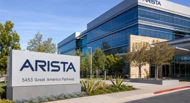 L'action ANET bondit après de solides résultats d'Arista Networks, mais des risques subsistent