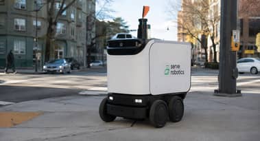 Why are investors loading up on Serve Robotics stock ahead of Q2 earnings?