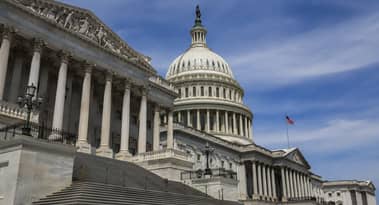 Crypto, AI and betting firms drive record US midterm spending